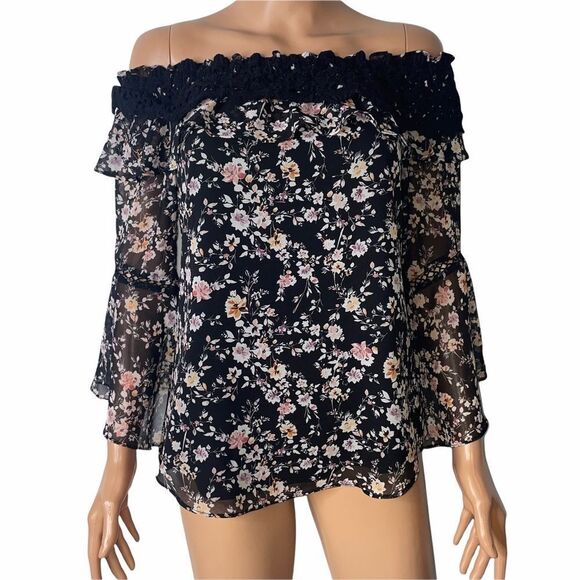 💋Bundle 4 items for $20. Add items💋 to a bundle - Picture 1 of 13